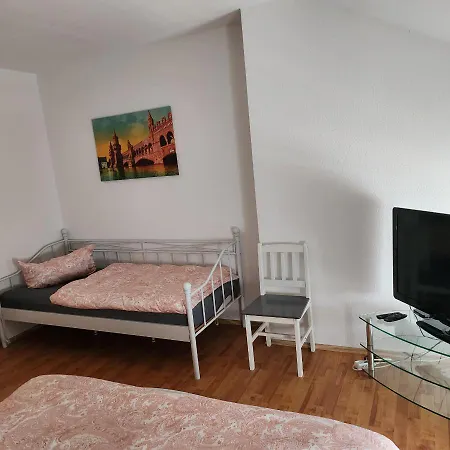 Apartament Merseburger Strasse 402