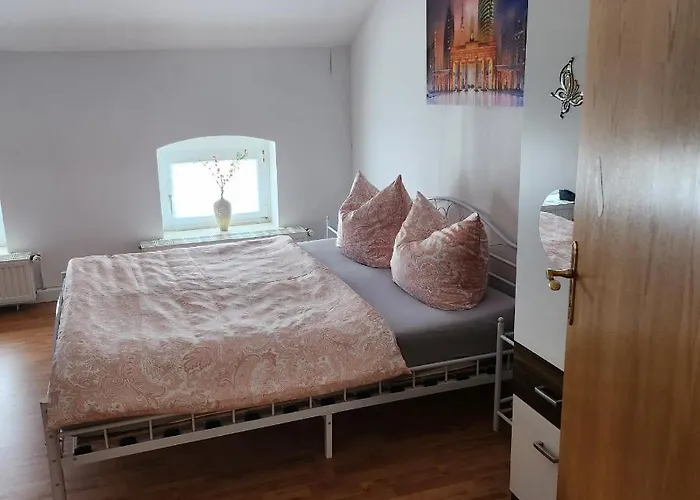 Merseburger Strasse 402 *